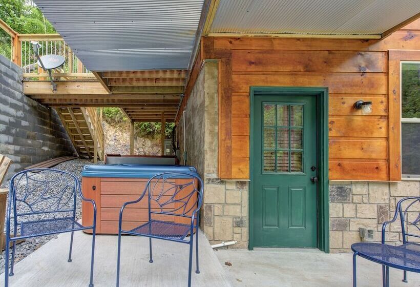Woonhut, Bearly Hidden By Jackson Mountain Rentals