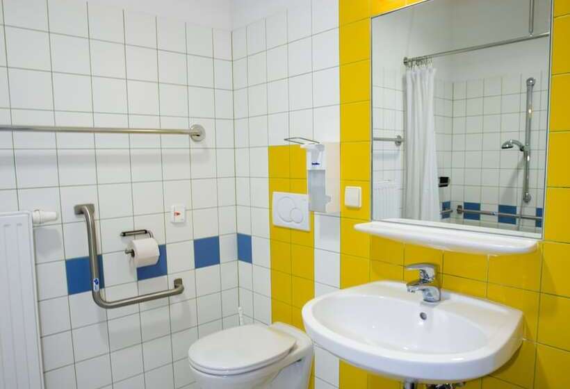 스탠다드 트리플 룸, Haus Mobene   Hotel Garni