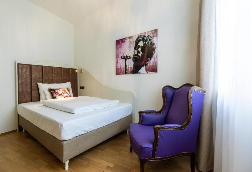 Номер Комфорт Индивидуальный, Amedia Plaza Wels, Trademark Collection By Wyndham