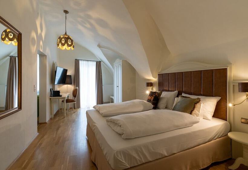 Апартаменты 1 Спальня, Amedia Plaza Wels, Trademark Collection By Wyndham