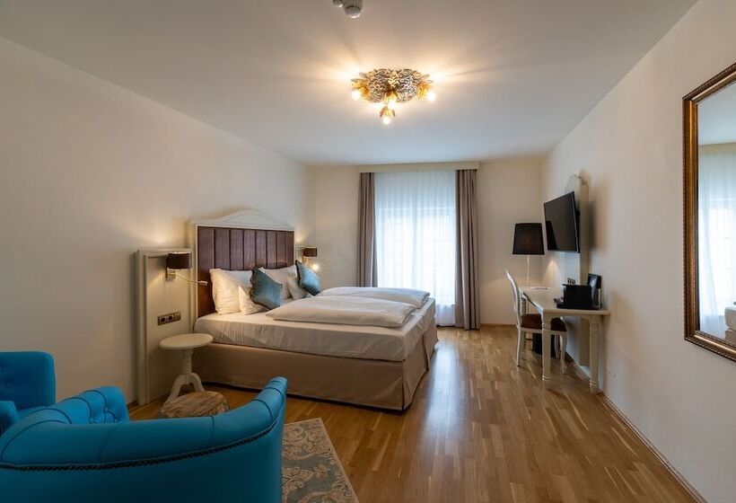 Номер Стандарт с Гостиной, Amedia Plaza Wels, Trademark Collection By Wyndham