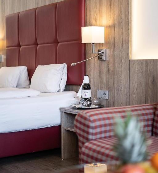 Номер Стандарт Вид на Озеро, Ferienclub Bellevue Am See