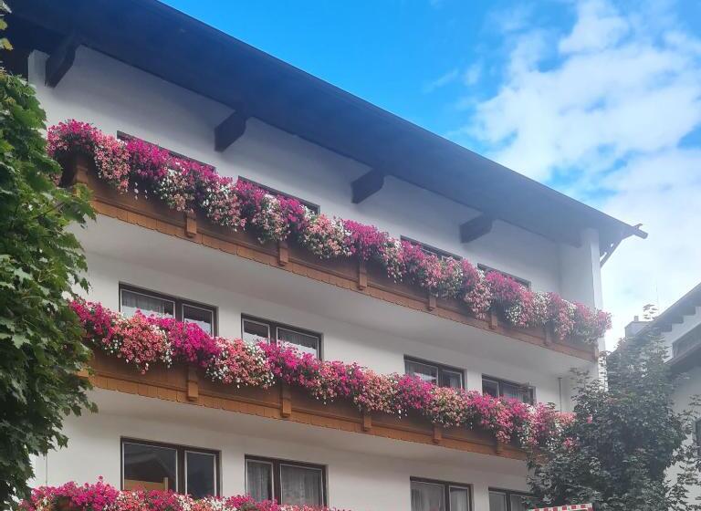 Четырехместный Номер Стандарт, Gasthof Hotel Kirchenwirt