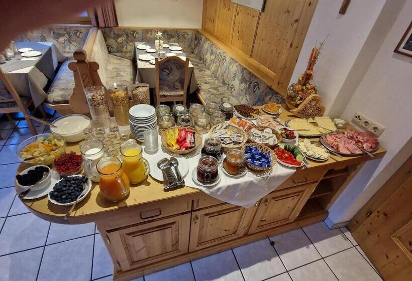 Номер Стандарт, Frühstückspension Gschwandthof
