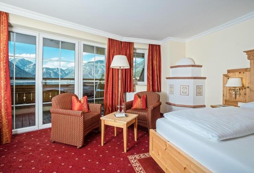 Номер Стандарт Вид на Озеро, Vier Jahreszeiten Wellnessresort Achensee
