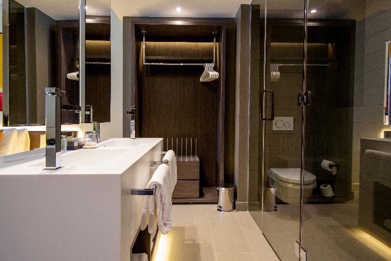 اتاق اجرایی, Noom Hotel Abidjan Plateau