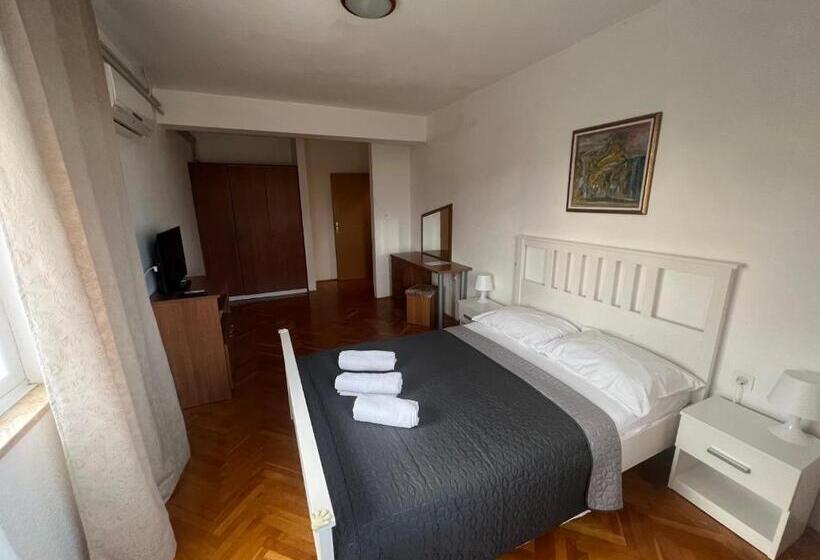 اتاق استاندارد چهار تخته, Linc Rooms & Apartments