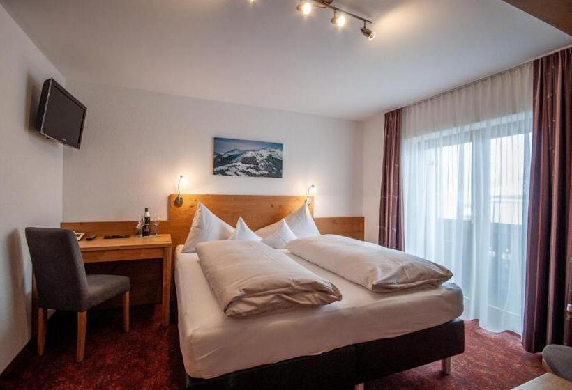 اتاق استاندارد با بالکن, Frühstückspension Tannenhof