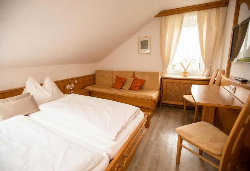 Номер Deluxe, Pension Knoll