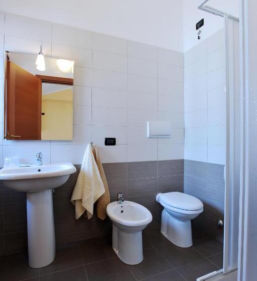 Quarto Triplo Estandar, B&b Casa Augello