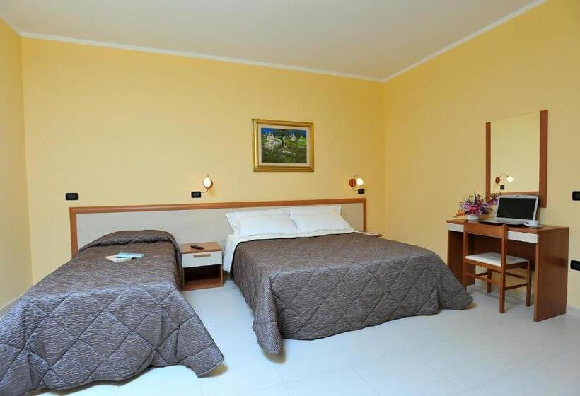 Номер Стандарт Трехместный, B&b Casa Augello