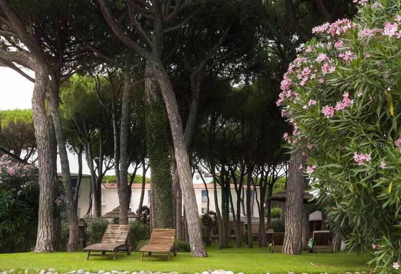 高级房间侧面带海景, Gallia & Resort