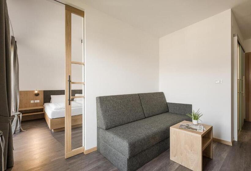 سوئیت با بالکن, Panorama Hotel Garni Bühlerhof