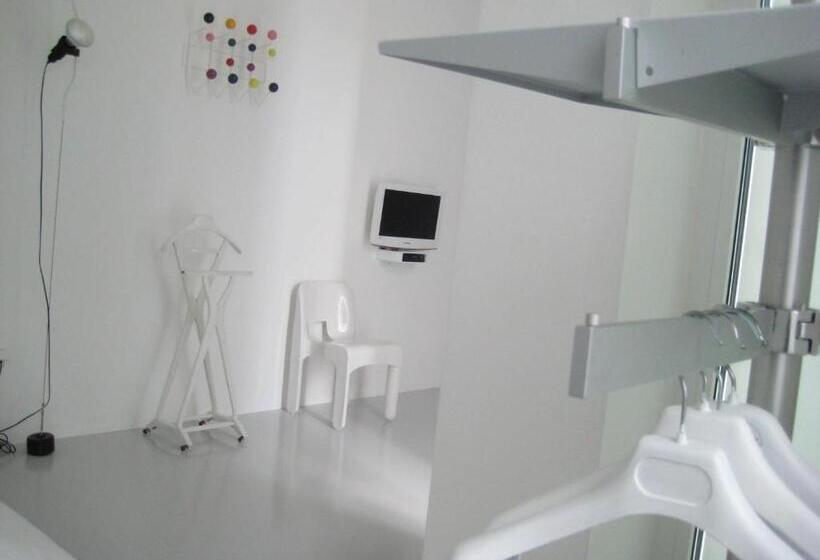 Студио Стандарт Вид на Сад, Legrenzi Rooms