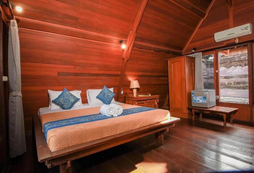 Люкс с Террасой, Abangan Bungalow
