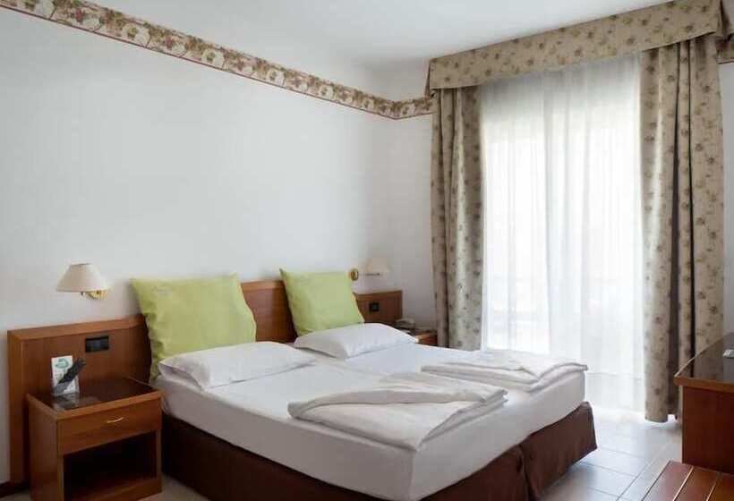 Номер Стандарт, Campagnola