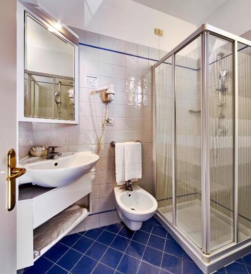 Номер Стандарт Трехместный, Palace Hotel Regina