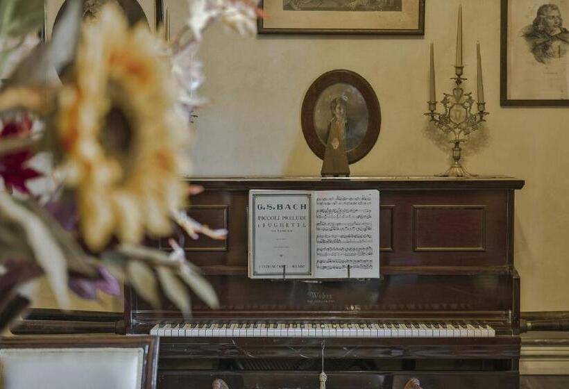 스위트, Palazzo Coli Bizzarrini
