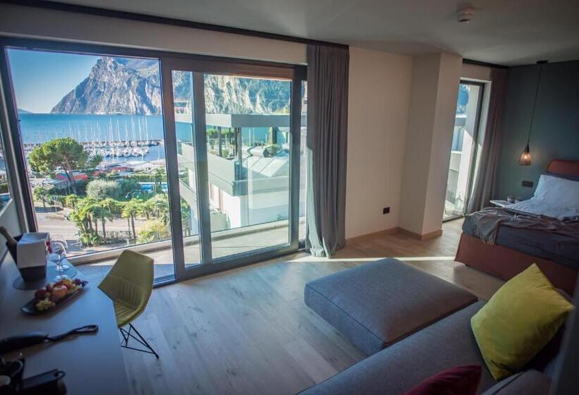 Suite with Terrace, Villa Enrica