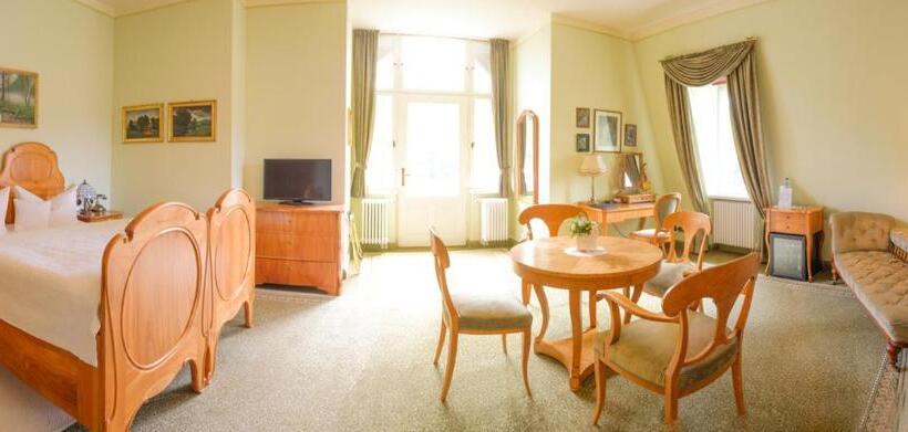 Полулюкс, Villa Vier Jahreszeiten