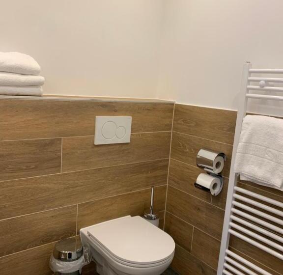 اتاق استاندارد سه نفره, Marias Inn   Bed & Breakfast