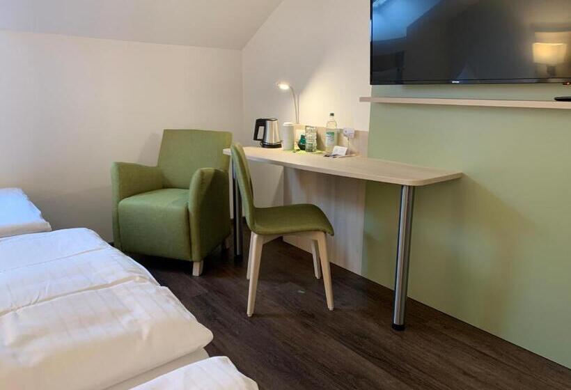 اتاق استاندارد سه نفره, Marias Inn   Bed & Breakfast