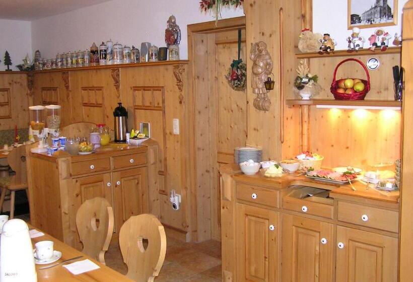 Номер Стандарт, Pension Am Zechengrund