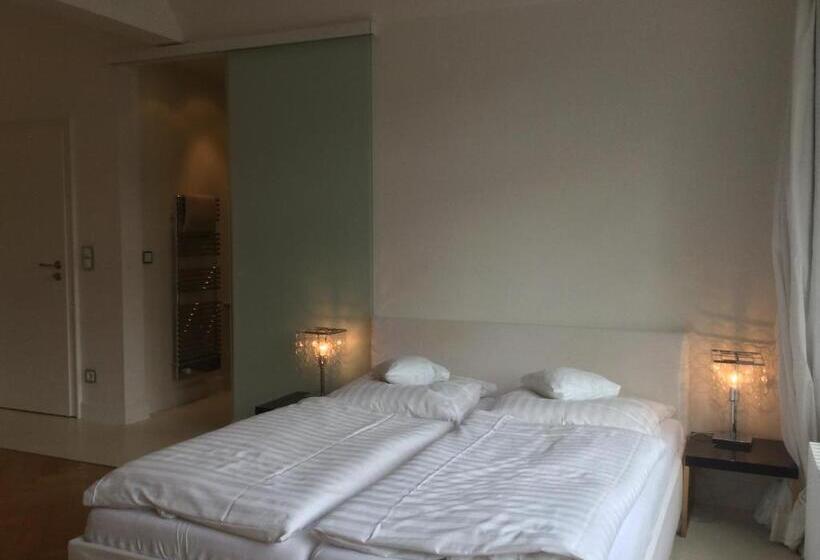 Номер Superior, Heidelberg Astoria