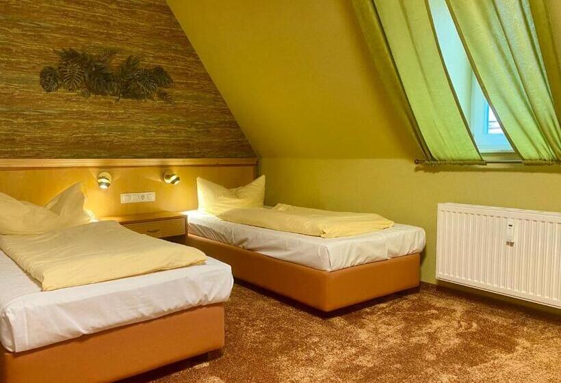 Люкс Повышенной Комфортности, Querfurter Hof