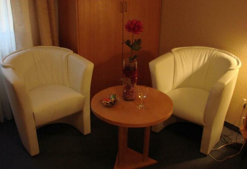 Номер Стандарт, Restaurant Oliva