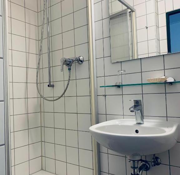 Quarto Economy, Akademiehotel Jena