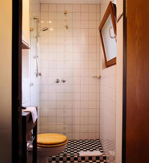 اتاق استاندارد, Lint Hotel Köln