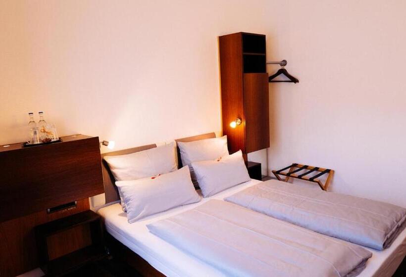 اتاق استاندارد, Lint Hotel Köln