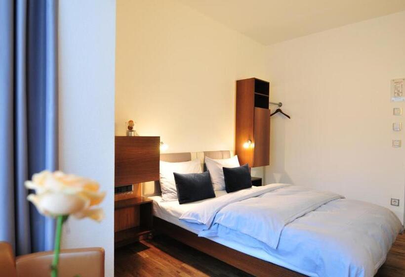 اتاق استاندارد, Lint Hotel Köln