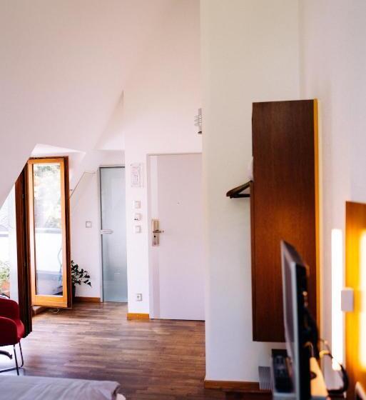 اتاق لوکس با بالکن, Lint Hotel Köln
