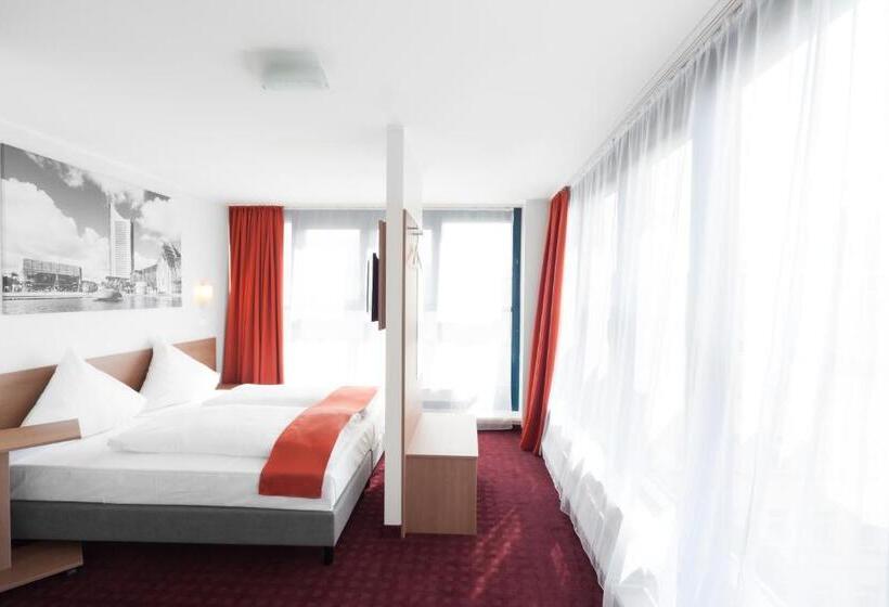 Номер Стандарт Трехместный, Mcdreams Hotel Leipzig