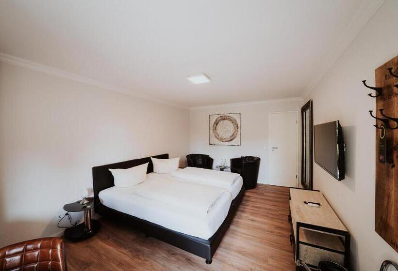 Номер Стандарт, Robrooks Hotel Garni