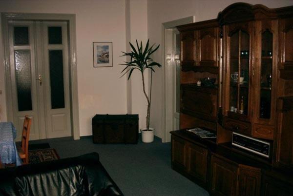 آپارتمان 1 خوابه, Pension Königswald