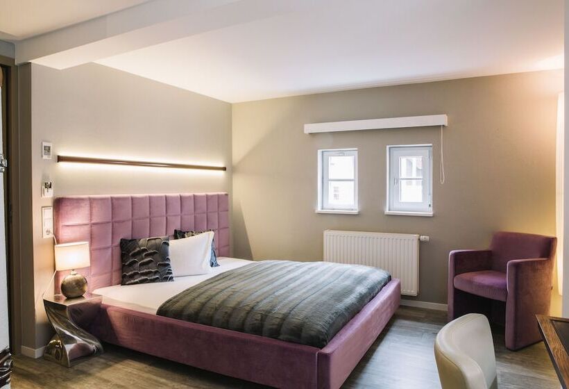 Номер Комфорт, Boutique Hotel Pfauen