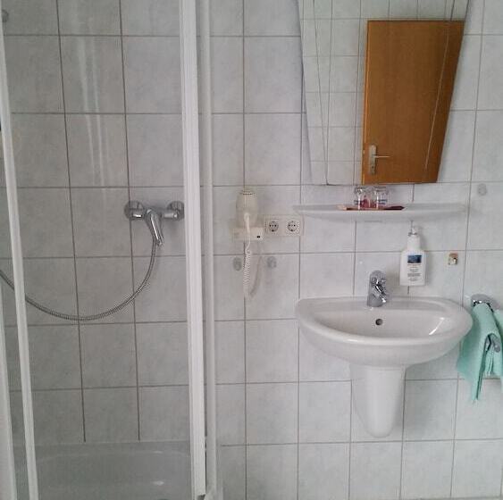 Номер Стандарт, Der Quellenhof