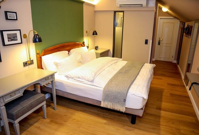 اتاق استاندارد با بالکن, Nordseehotel Kröger
