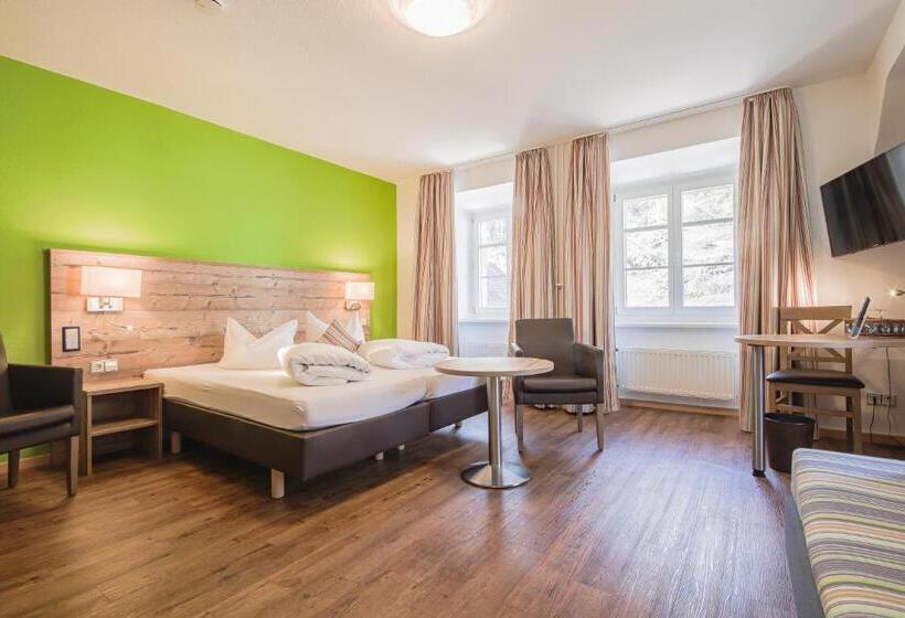 Номер Стандарт, Landgasthof Hotel Rebstock