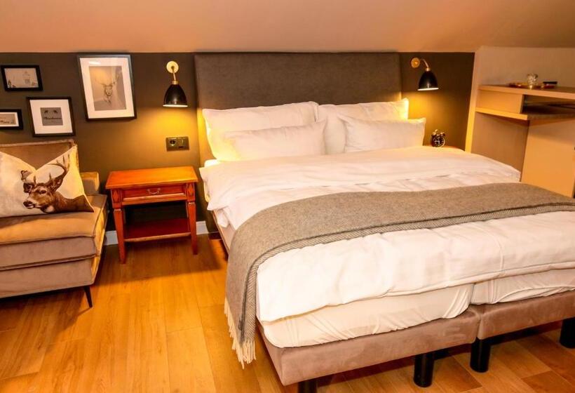 استودیوی استاندارد, Nordseehotel Kröger