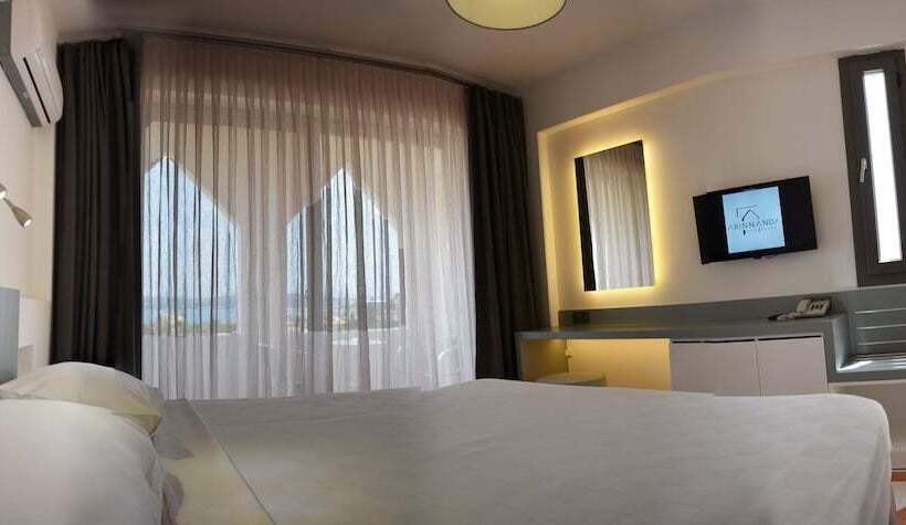 Номер Стандарт Индивидуальный Вид на Море, Arinnanda Otel