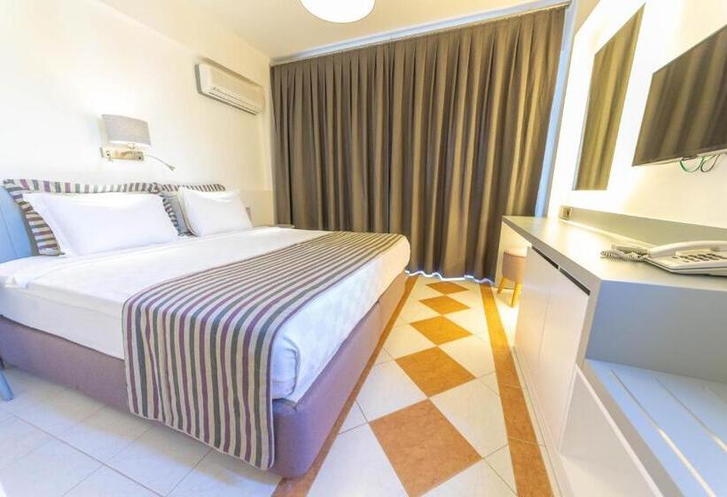 Номер Стандарт Вид на Море, Arinnanda Otel