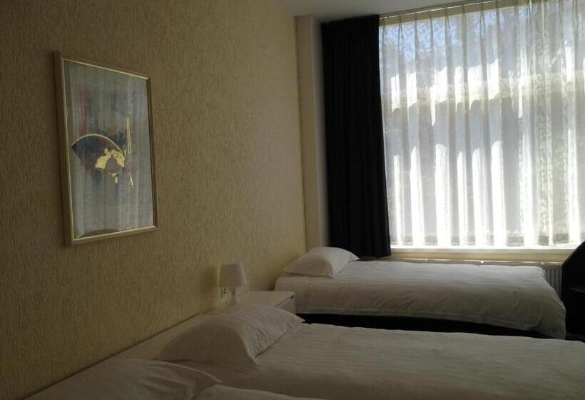 Номер Стандарт Трехместный, New City Hotel Scheveningen