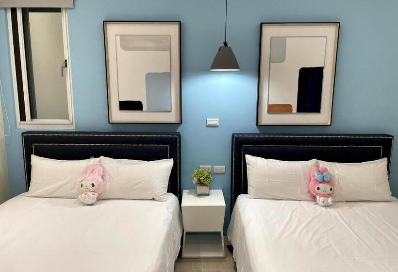 اتاق استاندارد چهار تخته, Bloom B&b
