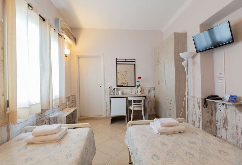 Номер Стандарт, Tassos Rooms