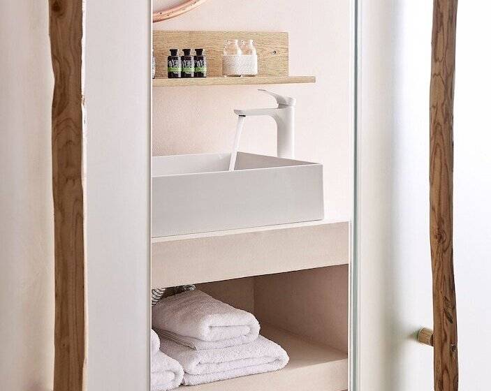 Стандартный Номер Нижний Этаж, Canal Suites