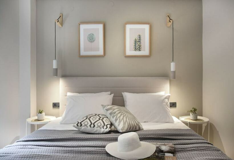 ویلا دلوکس 2 خوابه, Olivella Villas By Vatos